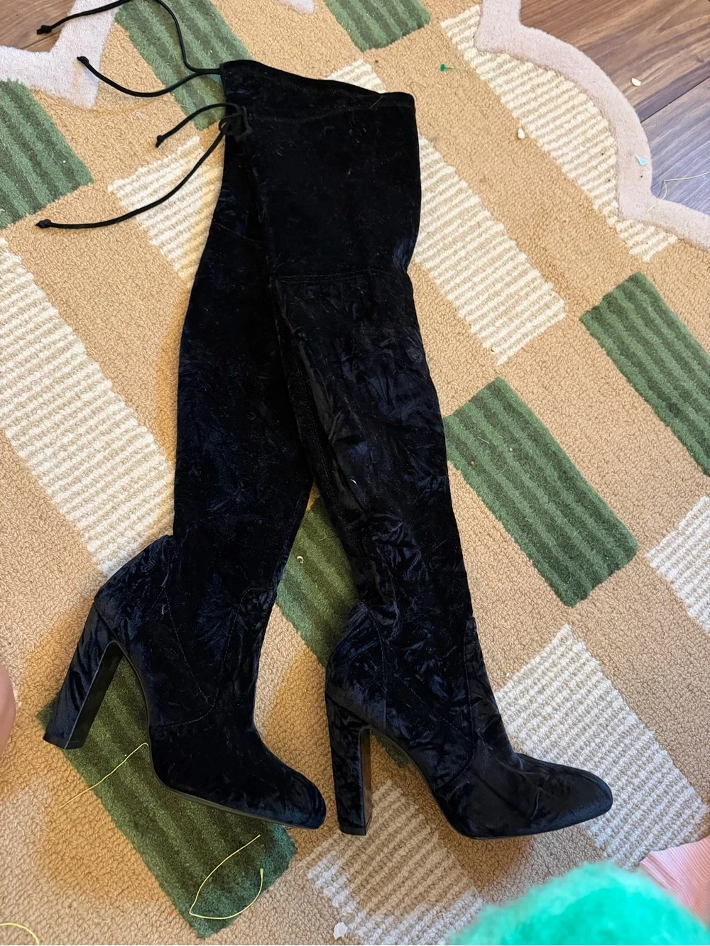 Stuart Weitzman luxury over